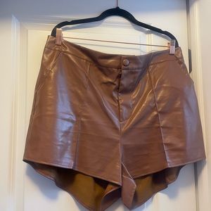 Brown Leather Shorts - XL